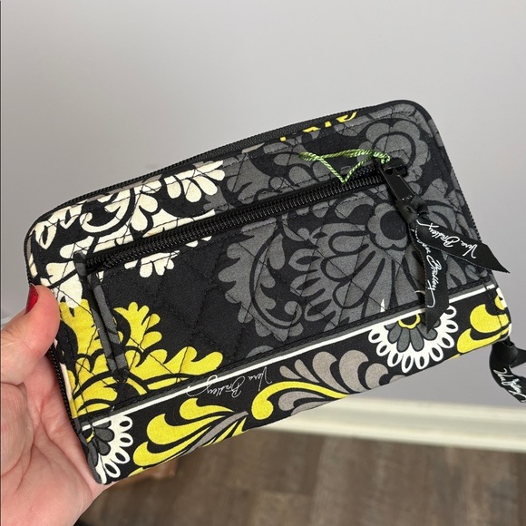 Vera Bradley Turn Lock Wallet Baroque Yellow Gray Black White Floral - Picture 2 of 14
